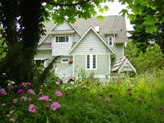 wyldflower B and B Qualicum Beach BC